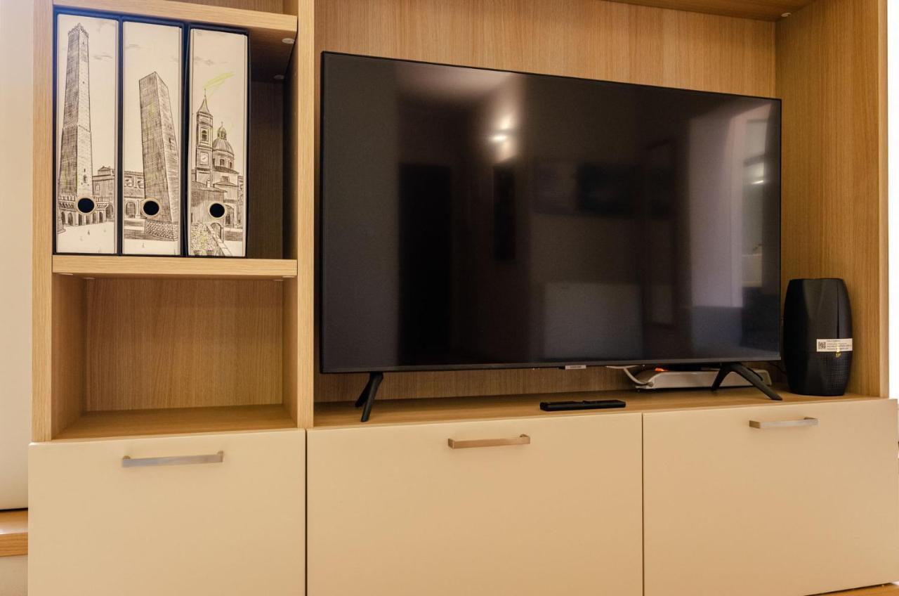 Rizzoli Terrace Apartment Болоня Екстериор снимка