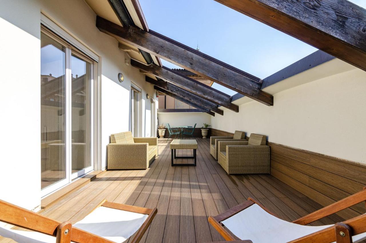 Rizzoli Terrace Apartment Болоня Екстериор снимка