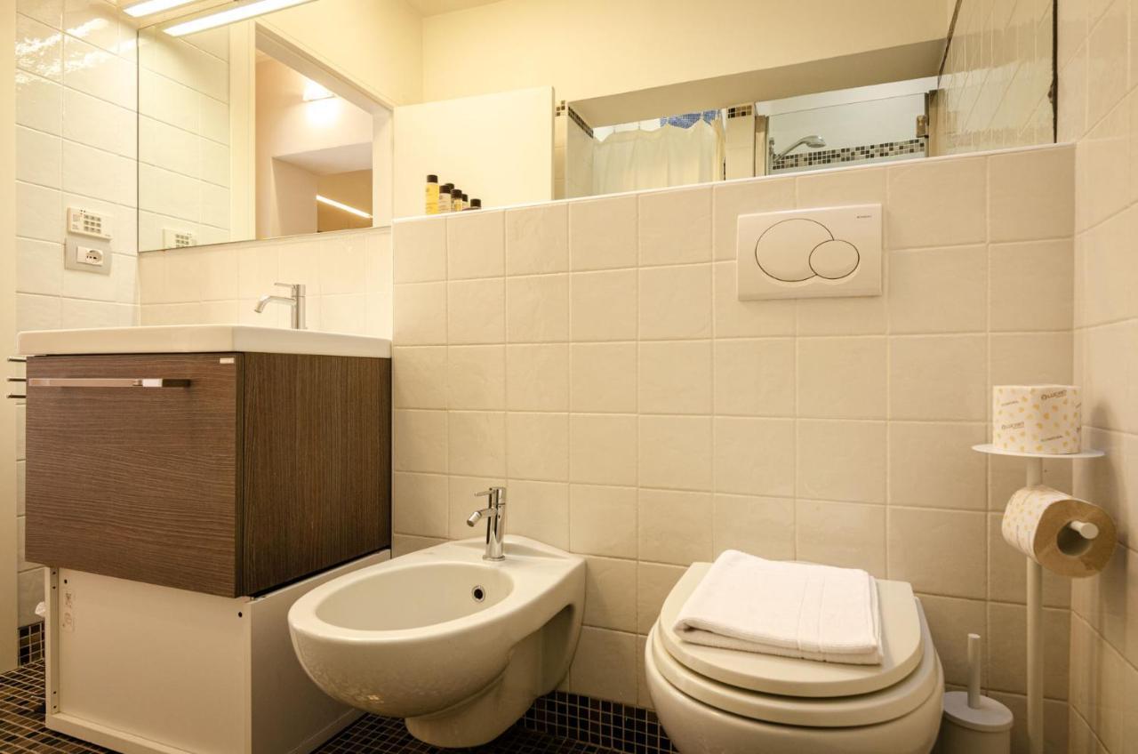 Rizzoli Terrace Apartment Болоня Екстериор снимка